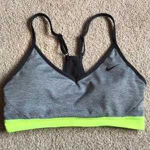Nike Indy- light-support sports bra